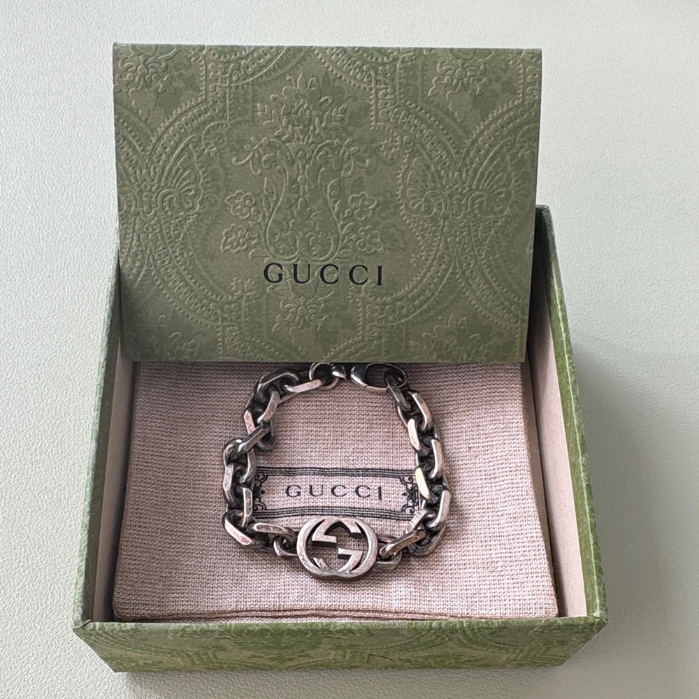 Gucci Silver Chain Bracelet with Interlocking G